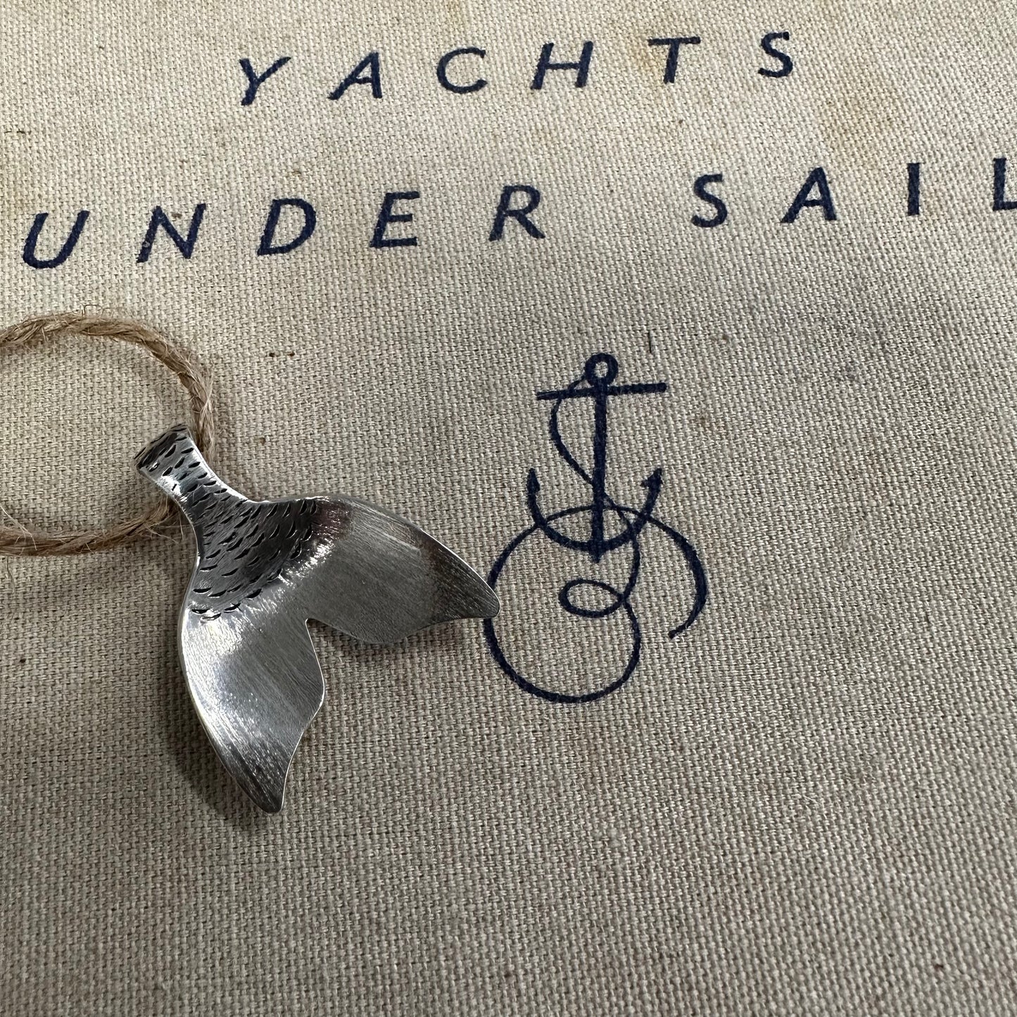 Mermaid Tail Pendant w/Scales Medium
