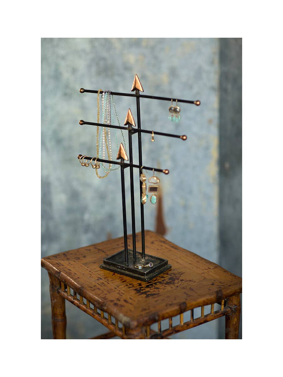 Arrow Jewelry Display