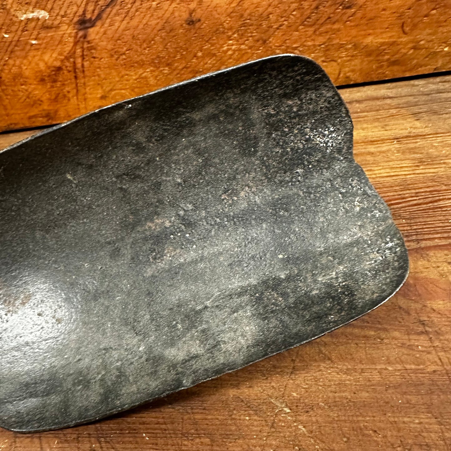 Rare Blue Onion Metal Grain Scoop with Ceramic Handle 1104
