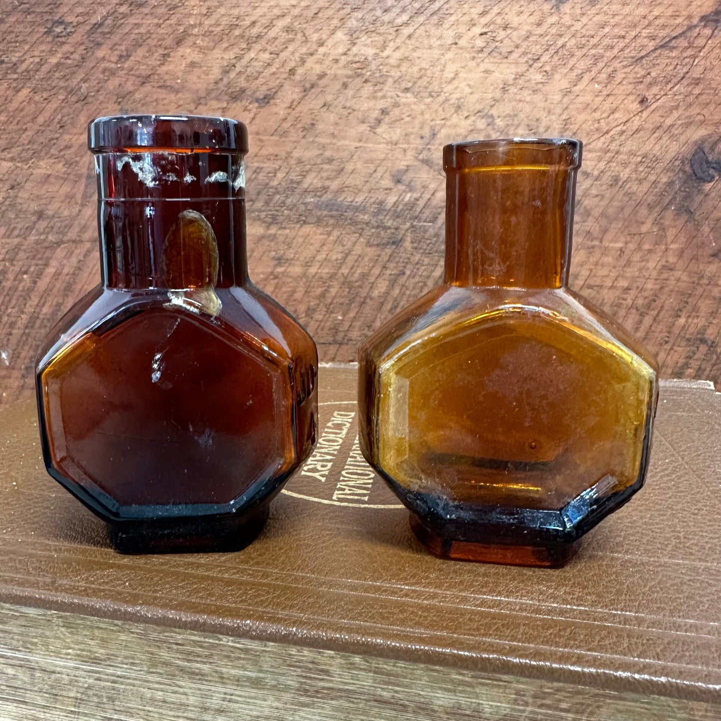 Ju-Vis Amber Bottle