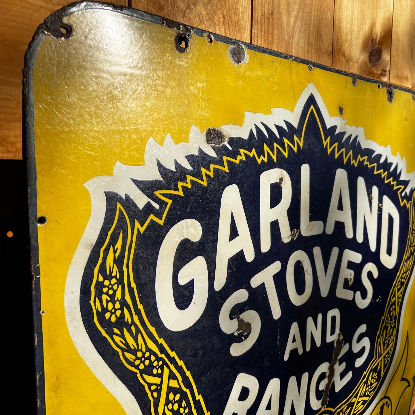 Rare Garland Stoves and Ranges Sign SSP 38” x 38” Porcelain Vintage Advertising The World’s Best Parlor Stove
