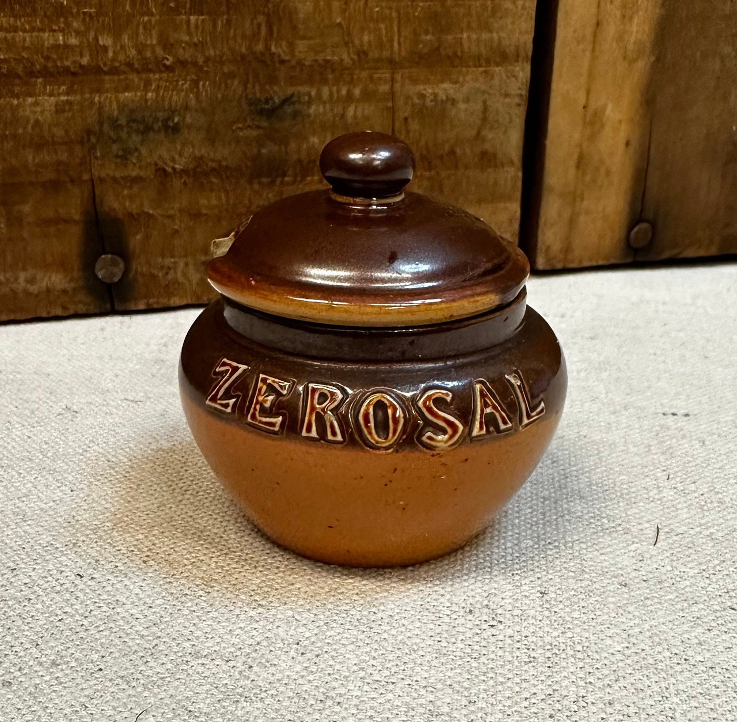 Zerosal Royal Doulton Salt Cellar Pot with Lid 1053