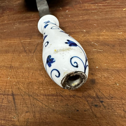 Rare Blue Onion Metal Grain Scoop with Ceramic Handle 1104
